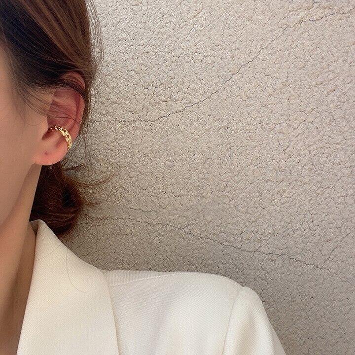 2Pcs/Set Chain Pattern Ear Clips No Piercing Gold Color - Vico Rena
