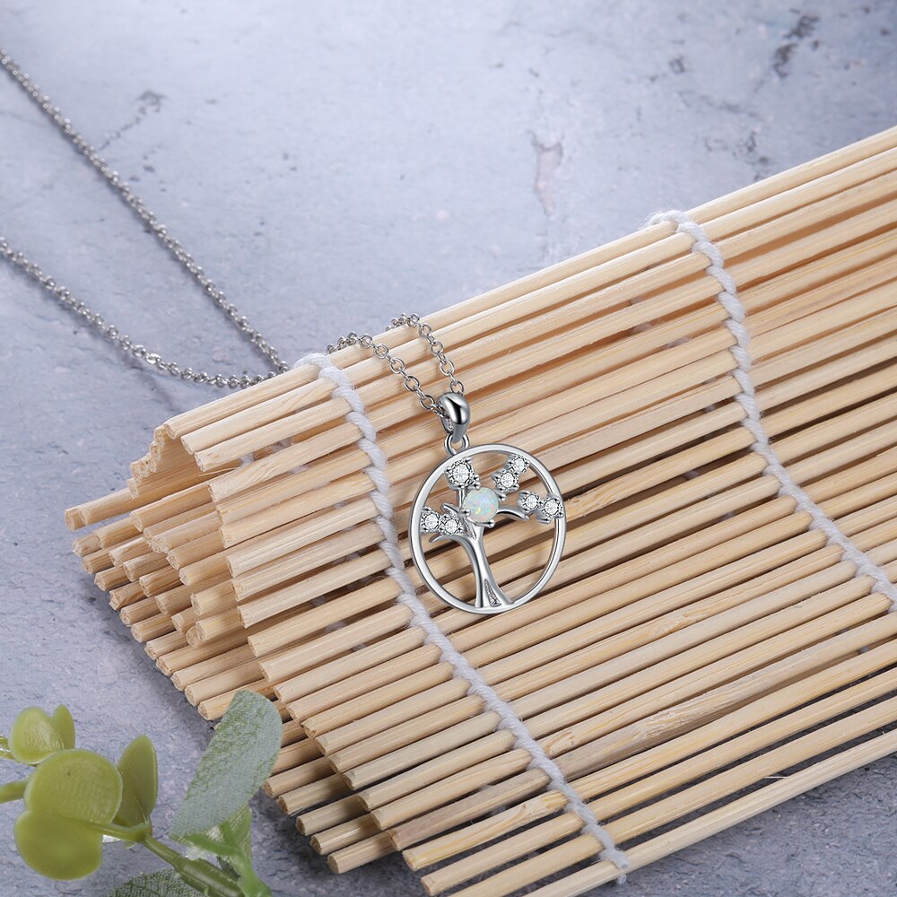 Tree of Life Round Pendant Necklace - Vico Rena